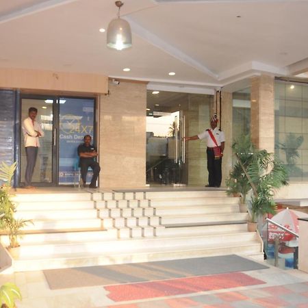 Suvarna Regency Hassan Exterior photo