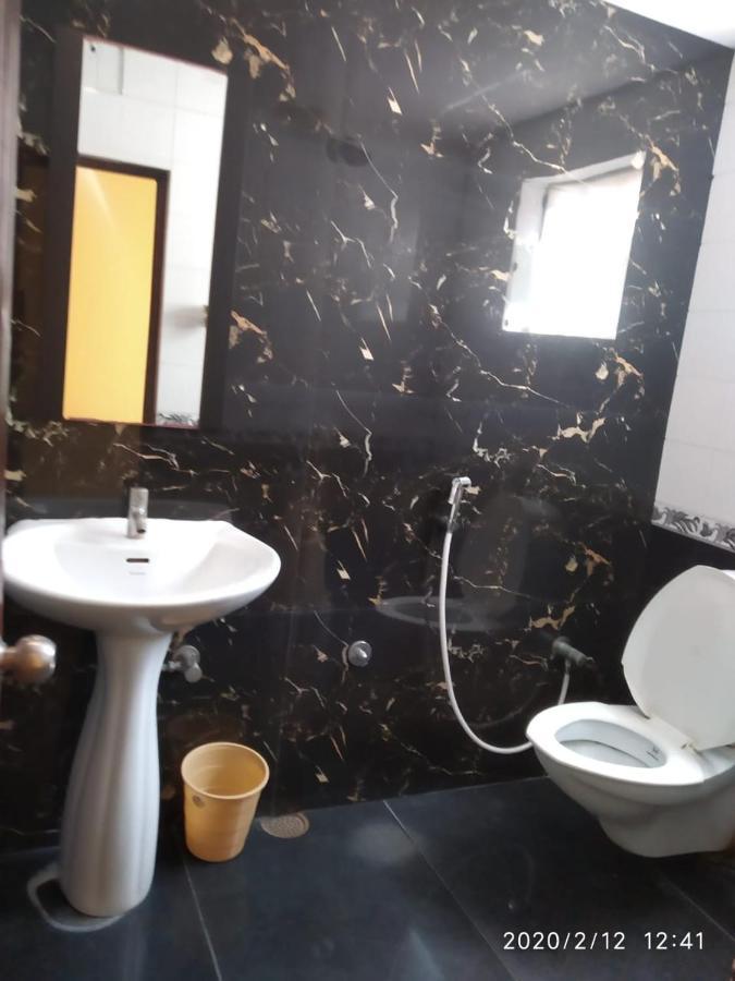 Suvarna Regency Hassan Exterior photo